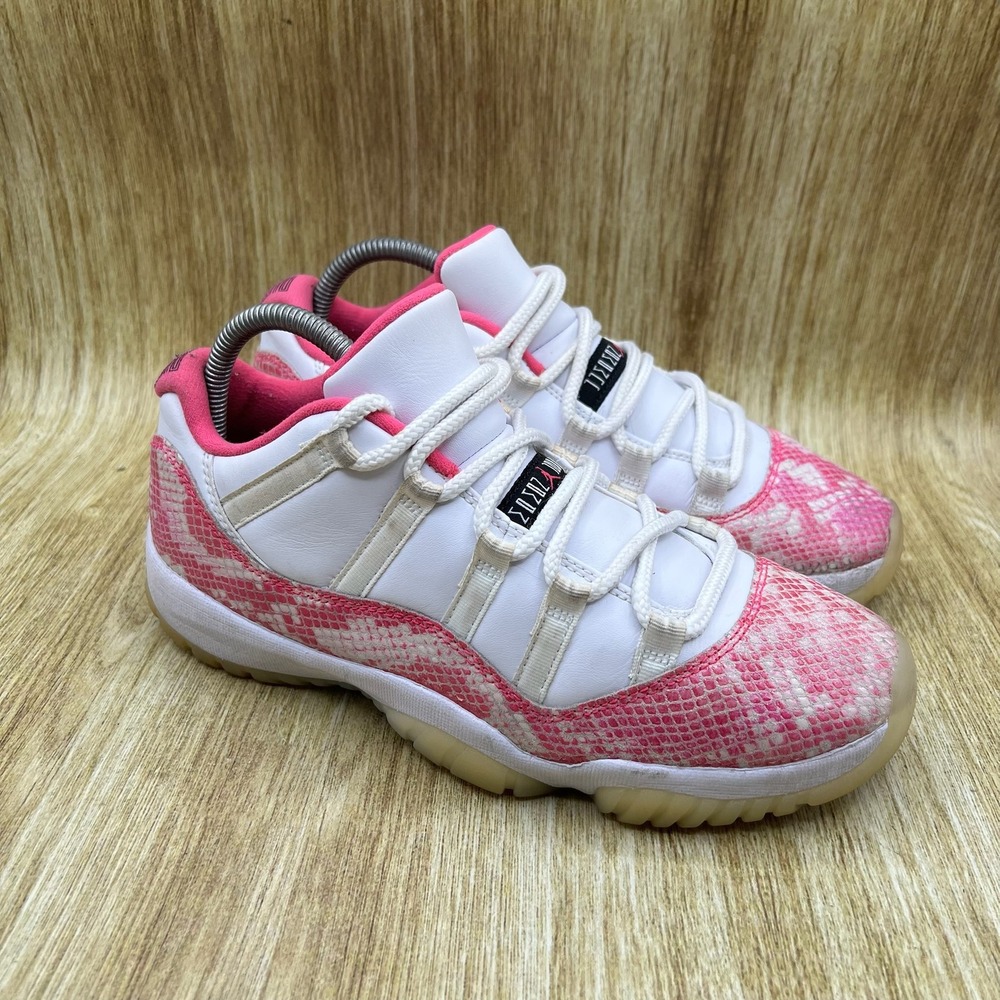 Nike Air Jordan 11 Retro Low Pink Snakeskin Women's Size 9.5 Sneakers AH7860-106